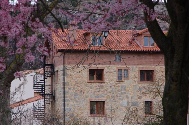 Casa Gustares