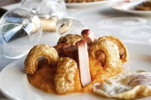 Patatas revolconas El Lienzo