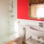 baño el zaguan de cabanillas casas rurales para grupos en Segovia