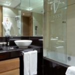 Hotel Vincci Frontaura baño